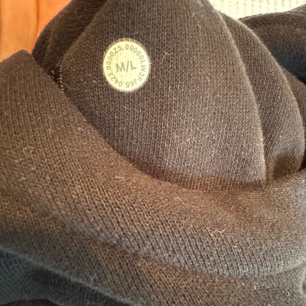 lululemon Funnel Neck Scuba - Picture 14 of 14